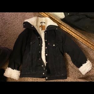 Oversized Levi’s Trucker Jacket